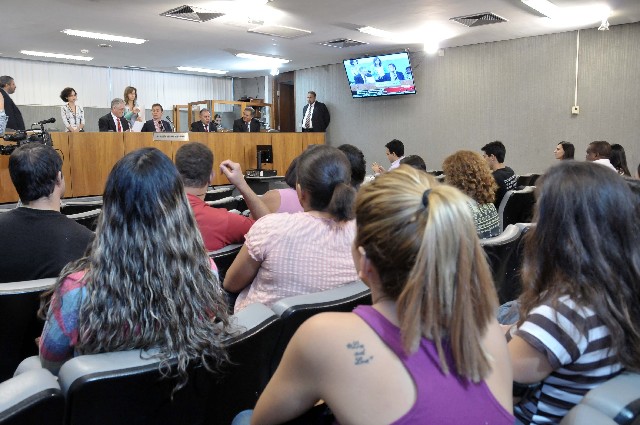 Comissão analisou a execução das políticas públicas estaduais voltadas para a promoção da cidadania e dos direitos humanos