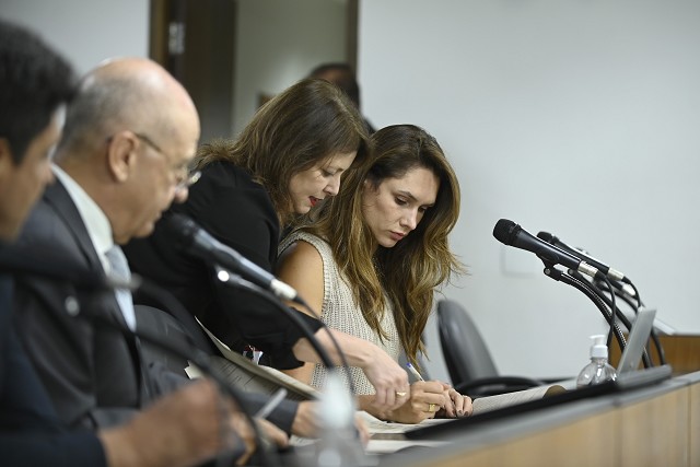 Comissão de Saúde - debate sobre o aumento dos casos de AVC