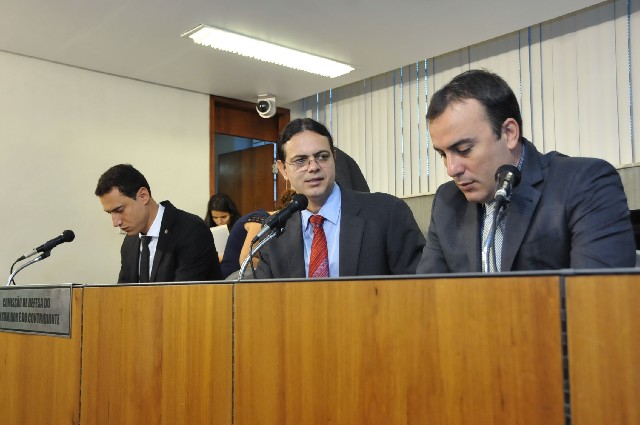 Segundo o deputado, indicadores mostram que a qualidade do serviço está sempre caindo