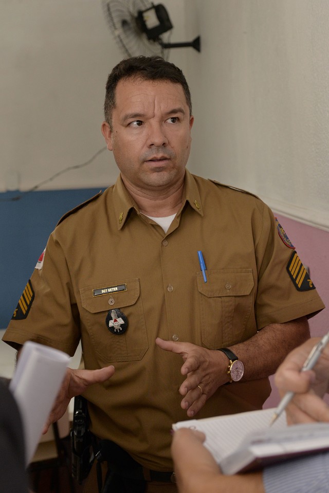 O sargento Geter explicou o histórico do problema da creche