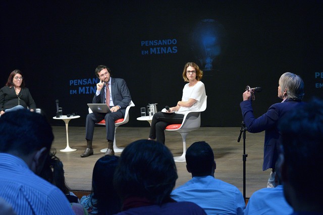 O programa debate teses, pesquisas e trabalhos técnicos sobre temáticas inerentes ao Poder Legislativo