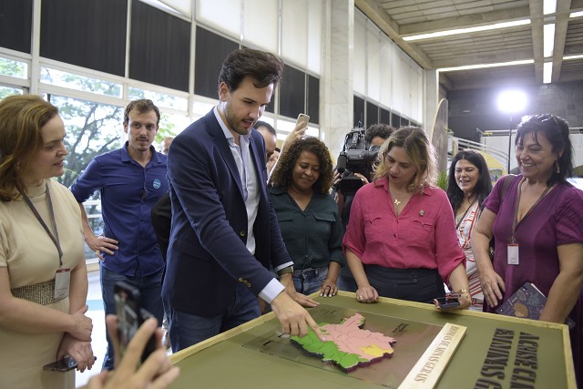 Exposição Convivência com a crise climática em Minas Gerais - Visita Inaugural