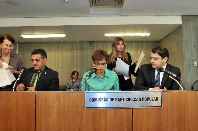 Também foram aprovadas reunião sobre o transporte coletivo em Esmeraldas
