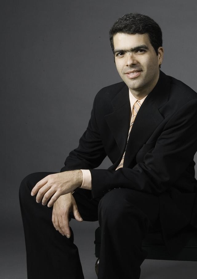 Rodrigo Miranda apresenta-se regularmente como solista e camerista