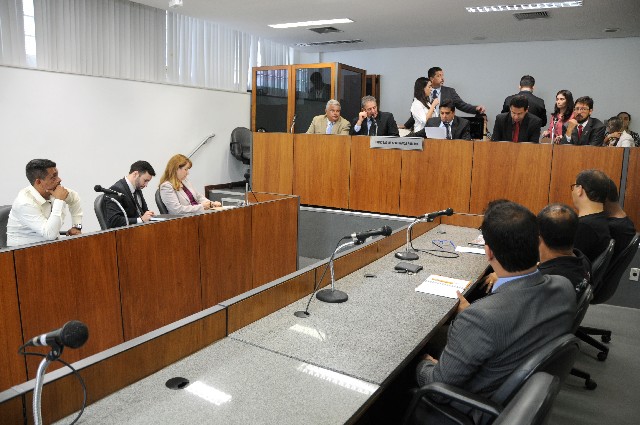 Esta foi a terceira convocação feita à delegada para participar de audiência da Comissão de Segurança Pública