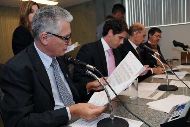 O deputado Rogério Correia reclamou da rejeição de requerimento de sua autoria