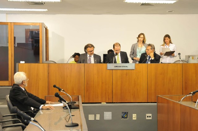 A Comissão Especial aprovou parecer do relato favorável à nomeação de José Seniuk para o cargo de diretor-geral do Detel