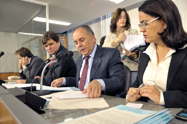 CCJ aprova parecer em favor de PL contra trote telefônico, visando preservar o interesse público