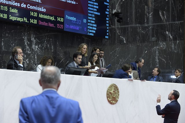 Reunião Ordinária - tarde - análise de proposições