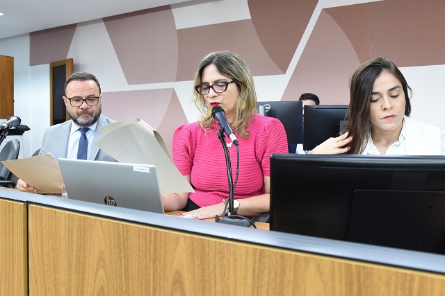 Comissão de Educação, Ciência e Tecnologia - debate sobre empresas juniores