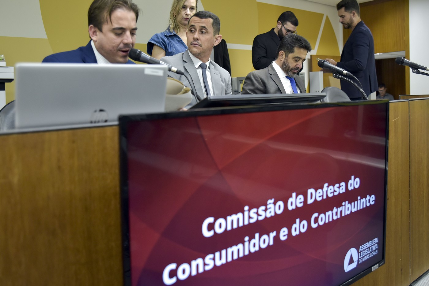 Comissão de Defesa do Consumidor e do Contribuinte - análise de proposições