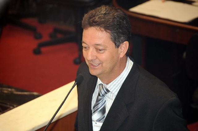 João Carlos Leite conta que a Saromcredi nasceu em 1991, com a crise de crédito vivida pela população pelo fechamento da única agência bancária da cidade