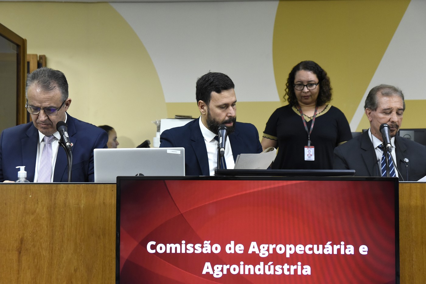 Comissão de Agropecuária e Agroindústria - análise de proposições