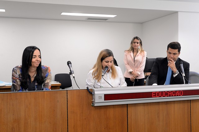 Outras três audiências públicas foram aprovadas por deputados durante reunião