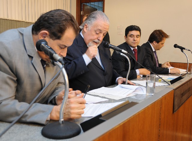 Comissão de Saúde dá parecer favorável a projeto que dá acesso às técnicas de preservação de gametas e procriação medicamente assistida a pacientes com câncer