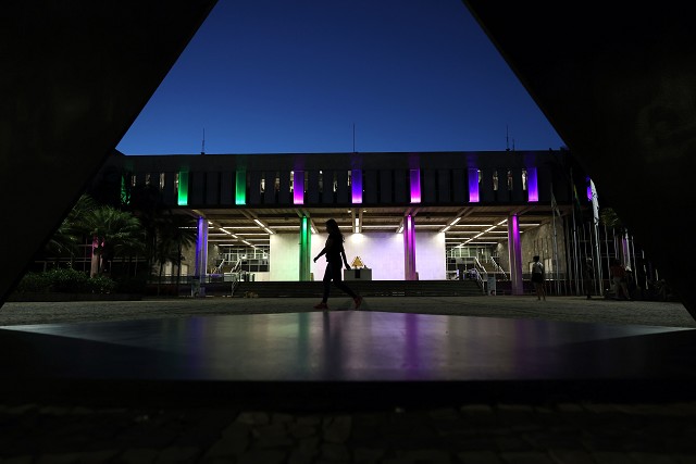 Laços da Consciência - Iluminação em homenagem ao Dia Mundial das Doenças Raras