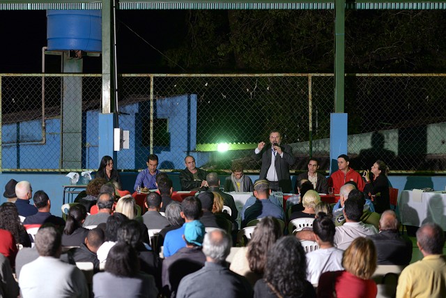 A Comissão de Meio Ambiente se reuniu com moradores do bairro Casa Branca em Brumadinho na noite desta quinta-feira (3)