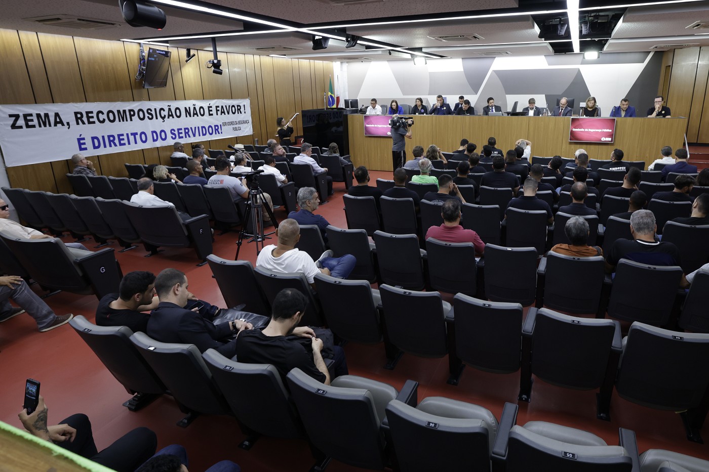 Comissão de Segurança Pública - debate sobre a recomposição salarial de servidores