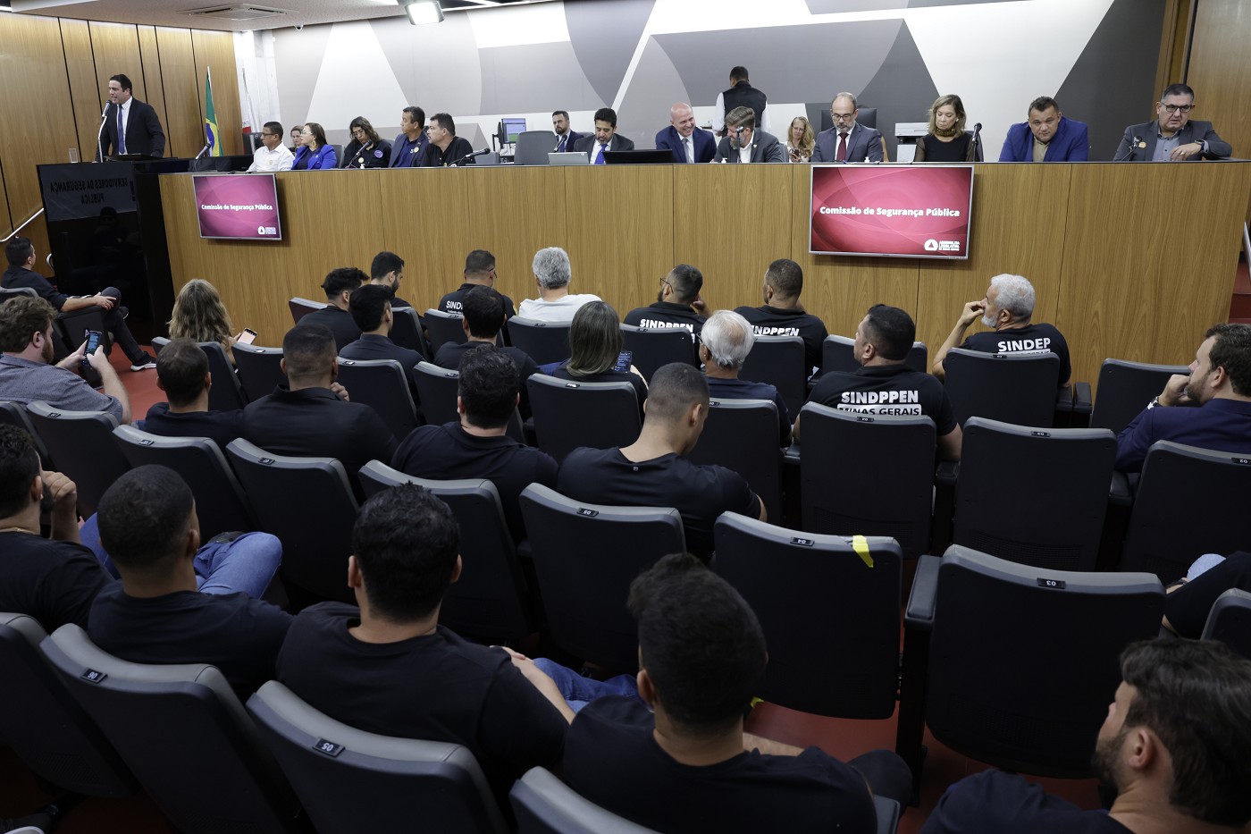 Comissão de Segurança Pública - debate sobre a recomposição salarial de servidores