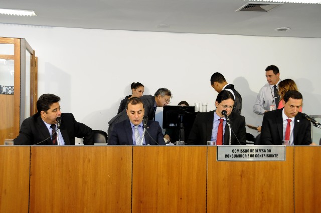 Requerimento aprovado trata de reajuste da energia elétrica