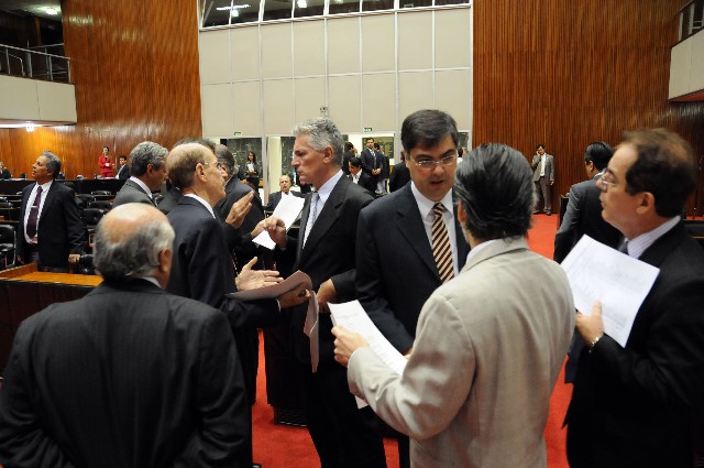 Dois PLs concedem crédito ao Tribunal de Contas, e um, ao Ministério Público do Estado