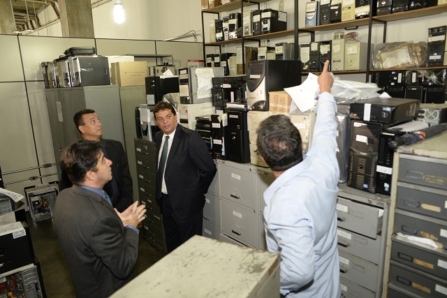 Sem pessoal suficiente, há computadores que aguardam perícia desde 2007