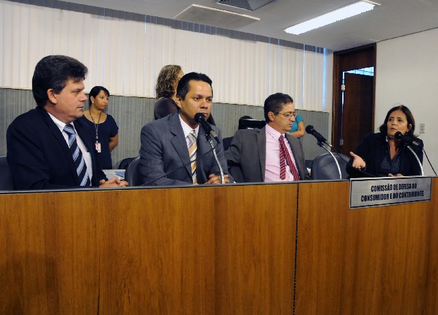 A possibilidade de corte da energia pré-paga preocupa a Comissão de Defesa do Consumidor