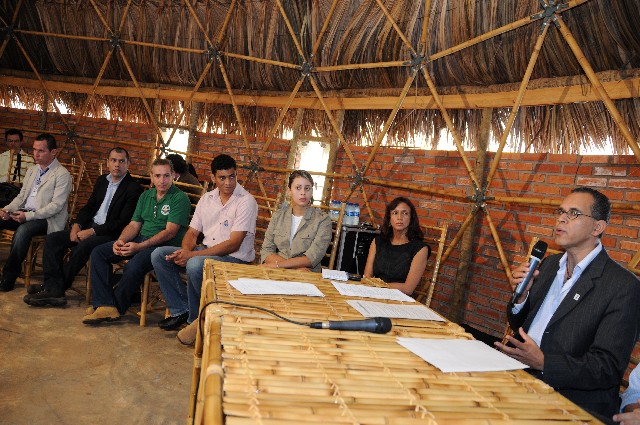 Comissão de Assuntos Municipais ouviu reivindicações de produtores rurais e de cidadãos de municípios do noroeste do Estado