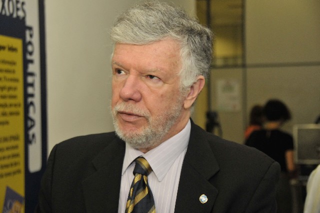 Representante da Cepal/ONU, Antônio Prado considera a experiência brasileira a mais exitosa da América Latina