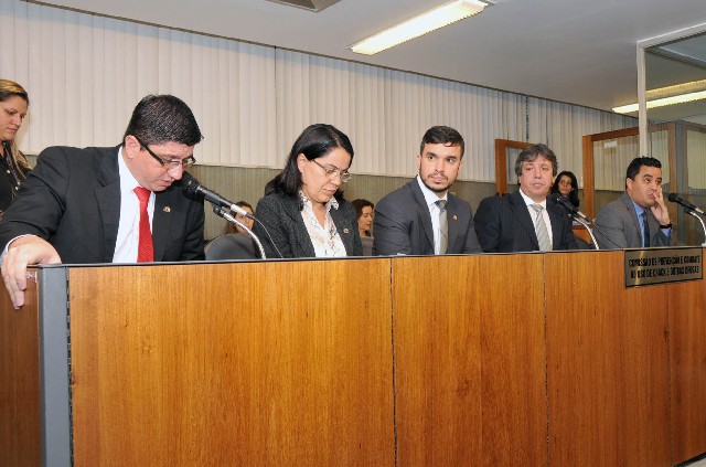 Também foi abordada na reunião dificuldade enfrentada pelas mulheres para encontrar vagas para tratamento da dependência química