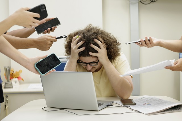Banco de imagens - Estresse no trabalho