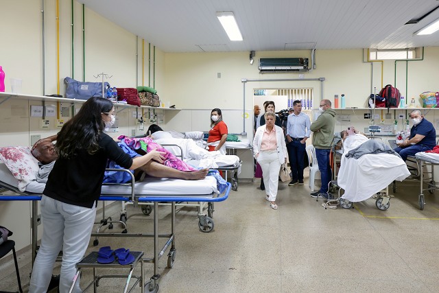 Comissão do Trabalho, da Previdência e da Assistência Social - visita ao Hospital Júlia Kubitschek