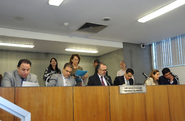 Em contrapartida, a empresa se comprometeu a instalar ou expandir sua unidade produtiva em Minas Gerais, em detrimento de outros Estados que possam ter lhe oferecido incentivos