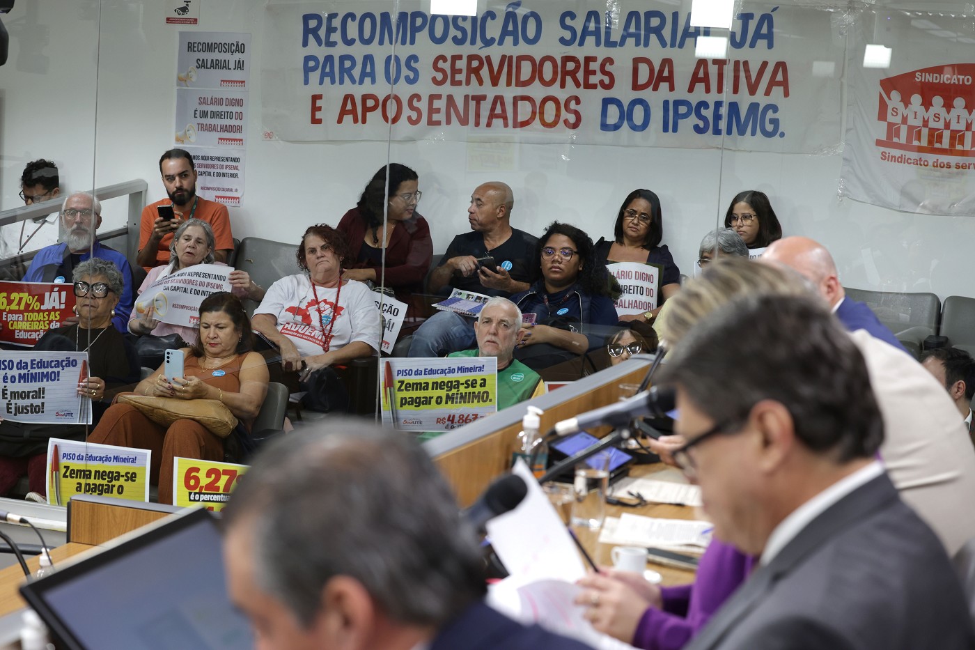 Comissão de Fiscalização Financeira e Orçamentária - análise de proposições