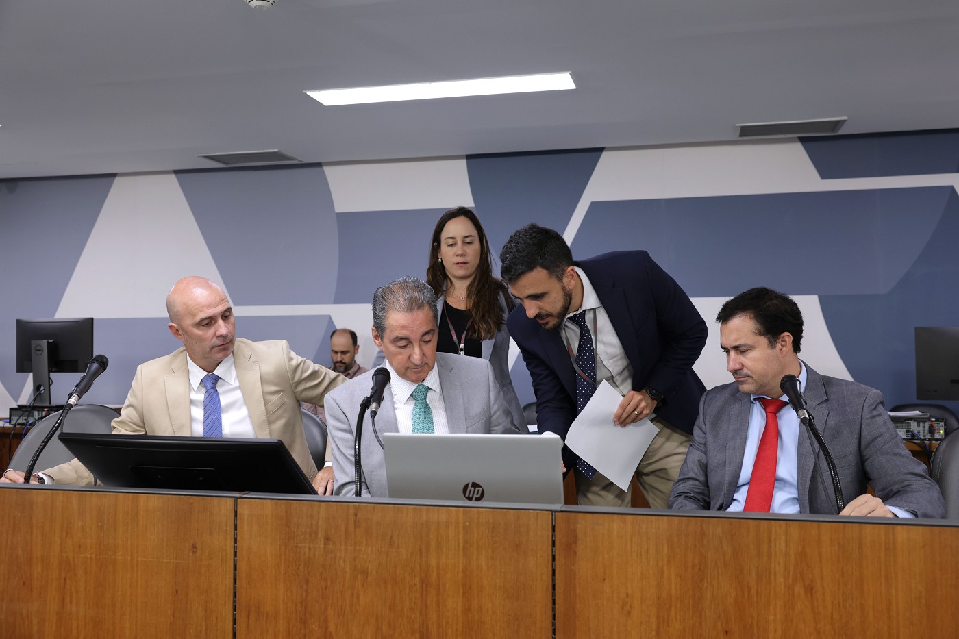 Comissão Especial - análise do Veto nº 24/2025 (eleição de presidente e vice)