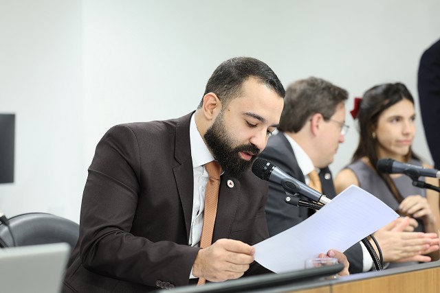 Comissão de Constituição e Justiça - análise de proposições