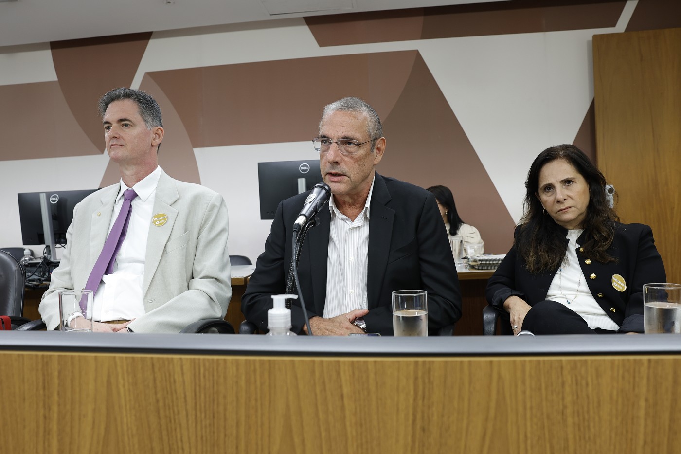Comissão de Educação, Ciência e Tecnologia - debate sobre o CT-Vacinas