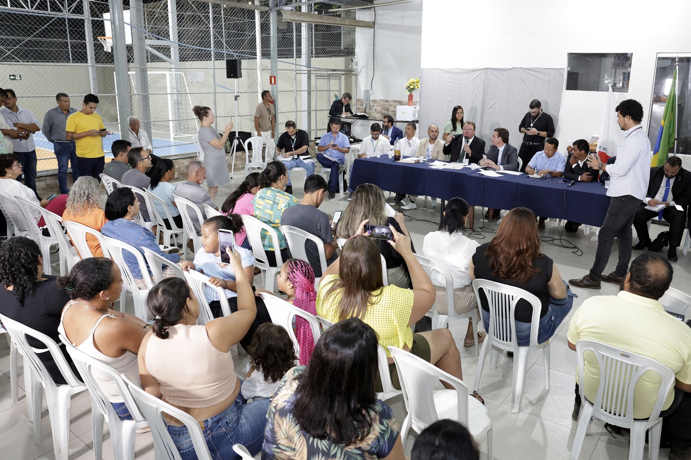 Comissão de Defesa do Consumidor e do Contribuinte - debate sobre os serviços da Copasa em Santana do Paraíso
