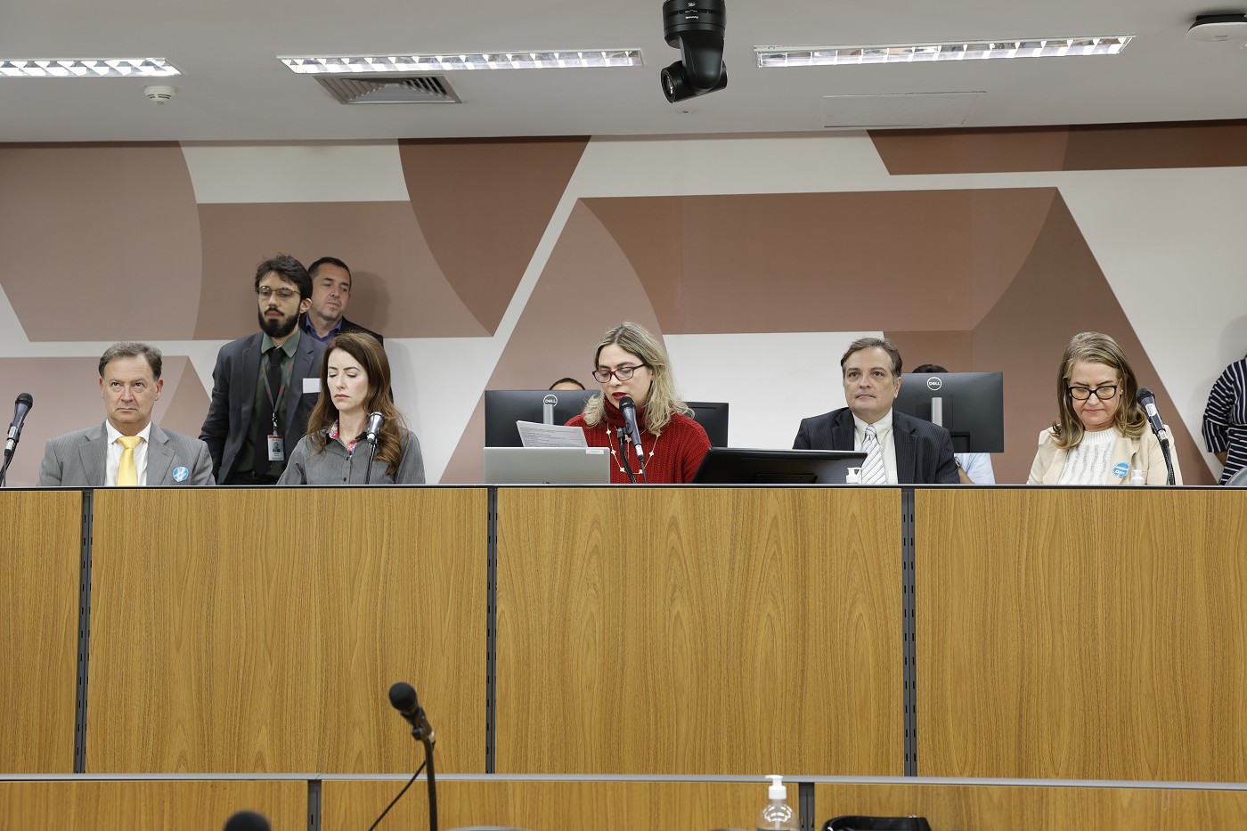 Comissão de Educação, Ciência e Tecnologia - debate sobre o acesso à creche para crianças de 3 anos
