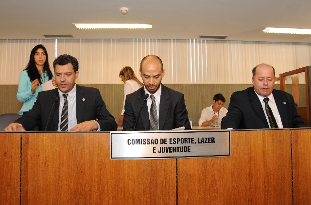 Parecer a projeto do Bolsa-Técnico foi aprovado nesta terça