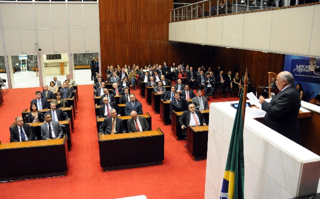 Reunião Especial - homenagem ao Banco Mercantil do Brasil