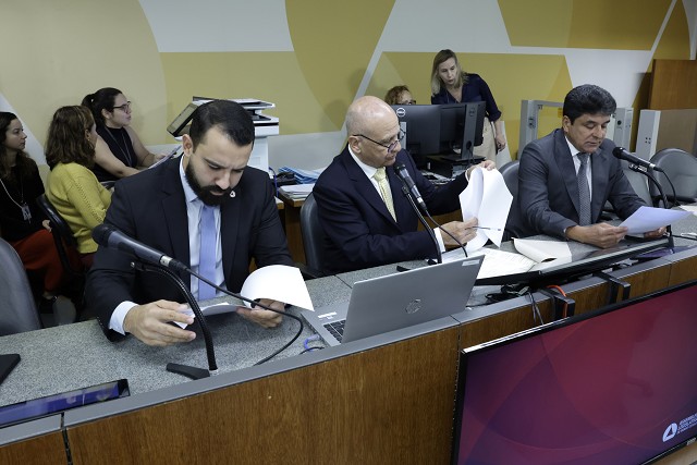 Comissão de Saúde - análise de proposições