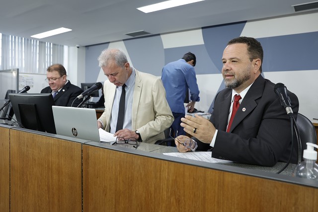 Comissão do Trabalho, da Previdência e da Assistência Social  - análise de proposições