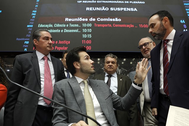 Reunião Extraordinária - manhã - analise de proposições