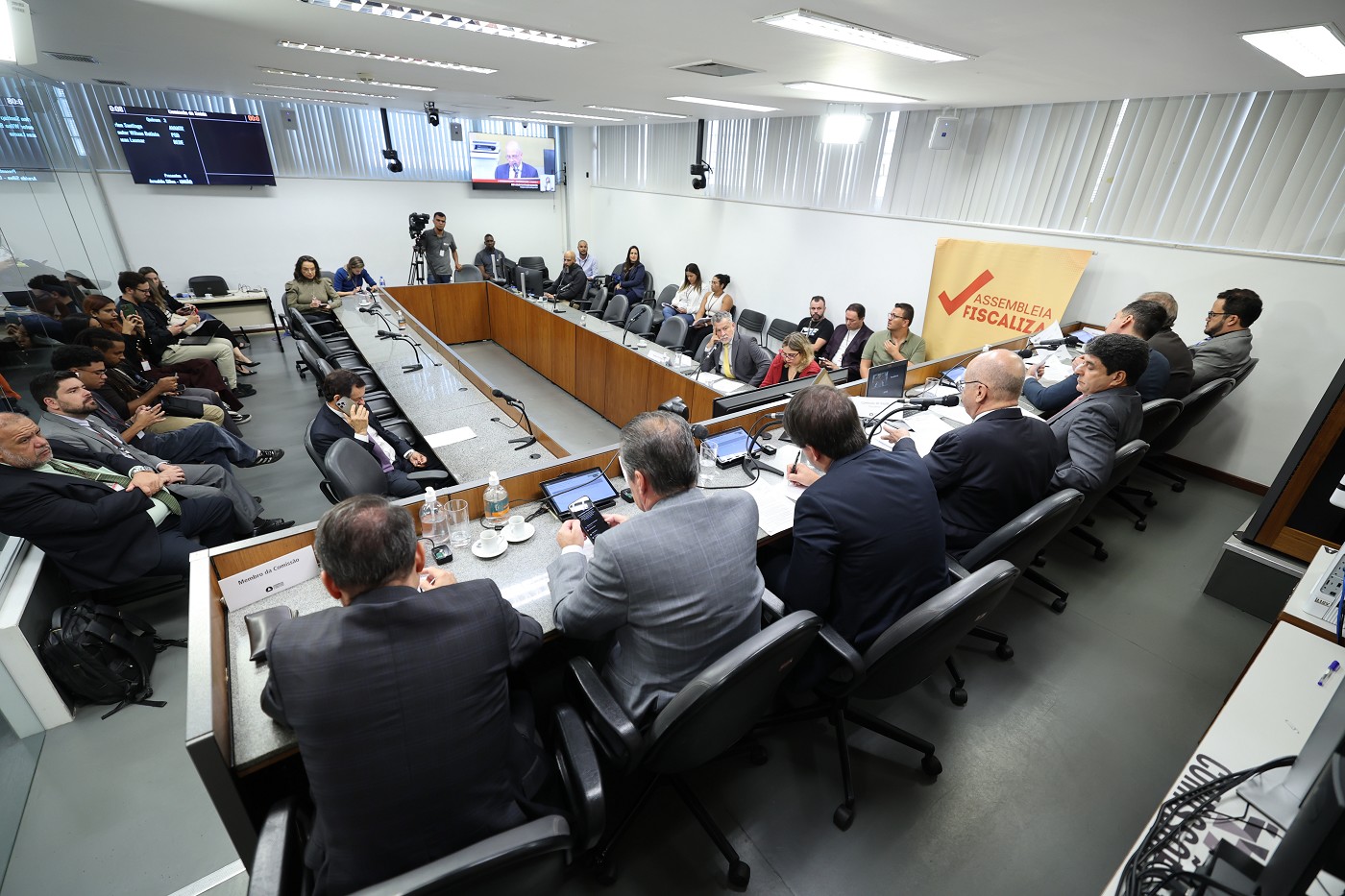 Assembleia Fiscaliza - Comissões de Saúde e Prevenção do Câncer - prestação de contas sobre a SES