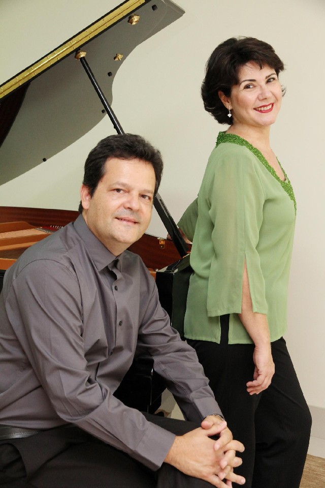 Neste mês, o duo vai se apresentar em Portugal e, em julho, nos Estados Unidos