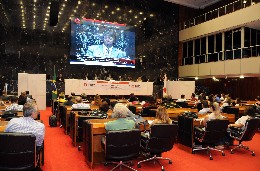 Os primeiros painéis do debate público abordaram a situação de insumos para diagnósticos no Estado e o uso dos análogos de insulina
