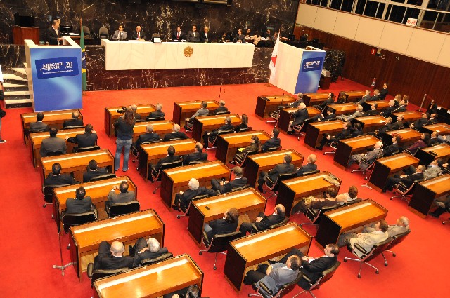 Reunião Especial - homenagem ao Banco Mercantil do Brasil