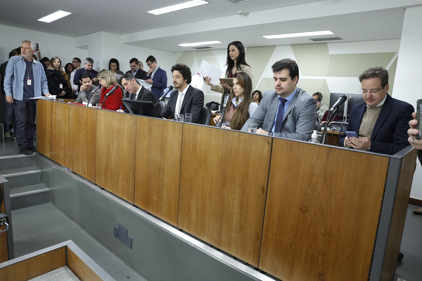 Comissão de Constituição e Justiça - análise de proposições