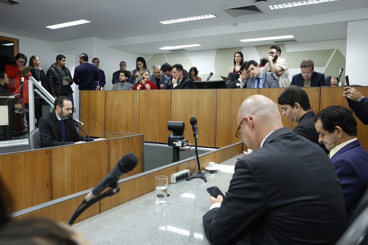 Comissão de Constituição e Justiça - análise de proposições
